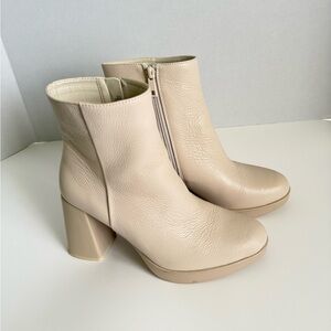 Naturalizer Cream Platform Block Heel Ankle Boots